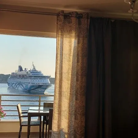 Sea Breeze Agios Nikolaos